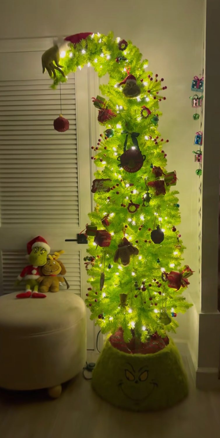 Whoville curl Grinch tree